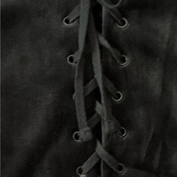 Betsey Johnson Black Velvet Puff Sleeve Corset Top Size 1 - Picture 3 of 4